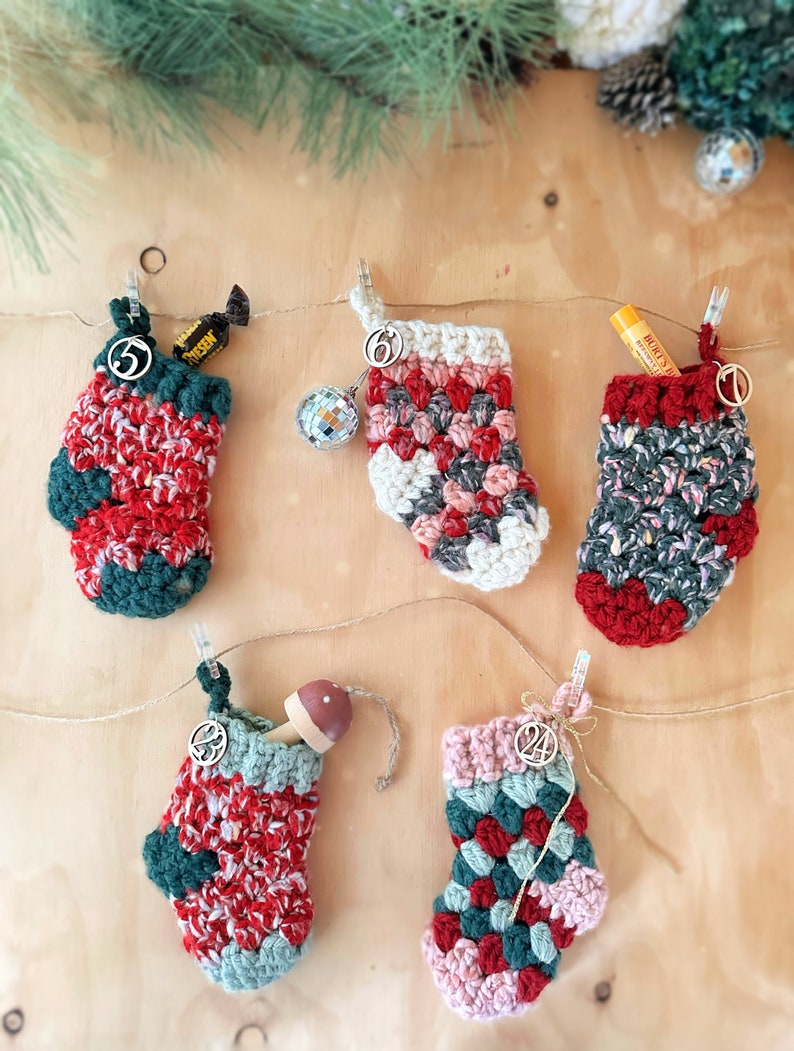 Granny Ruth Stocking Pattern Video Tutorial 2 SIZES, Crochet Stocking Pattern image 5