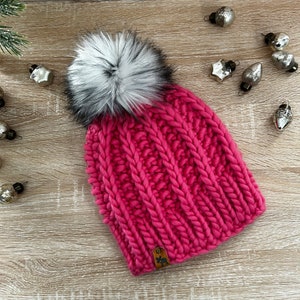 Pompom Hat, Winter, Knit, Toque for Adult, Handmade, Birthday Gift, For Her, Friend, Sister, Daughter, Mom, Faux Fur, Natural Wool