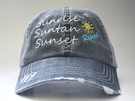 Distressed Trucker Baseball Cap with Funny Sayings for Women VINTAGE LIFE Women main image 4