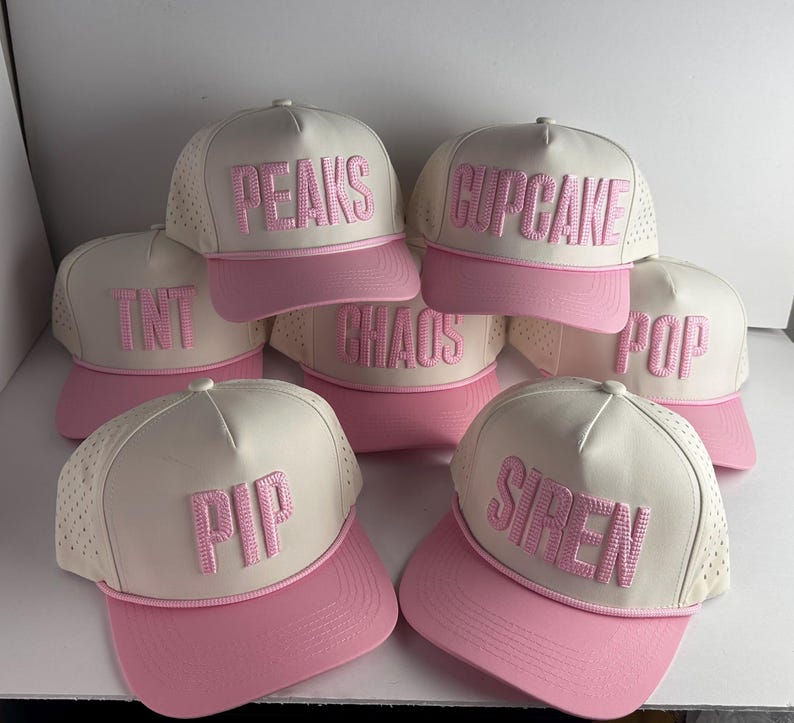 3d puff custom embroidery on golf caps with rope