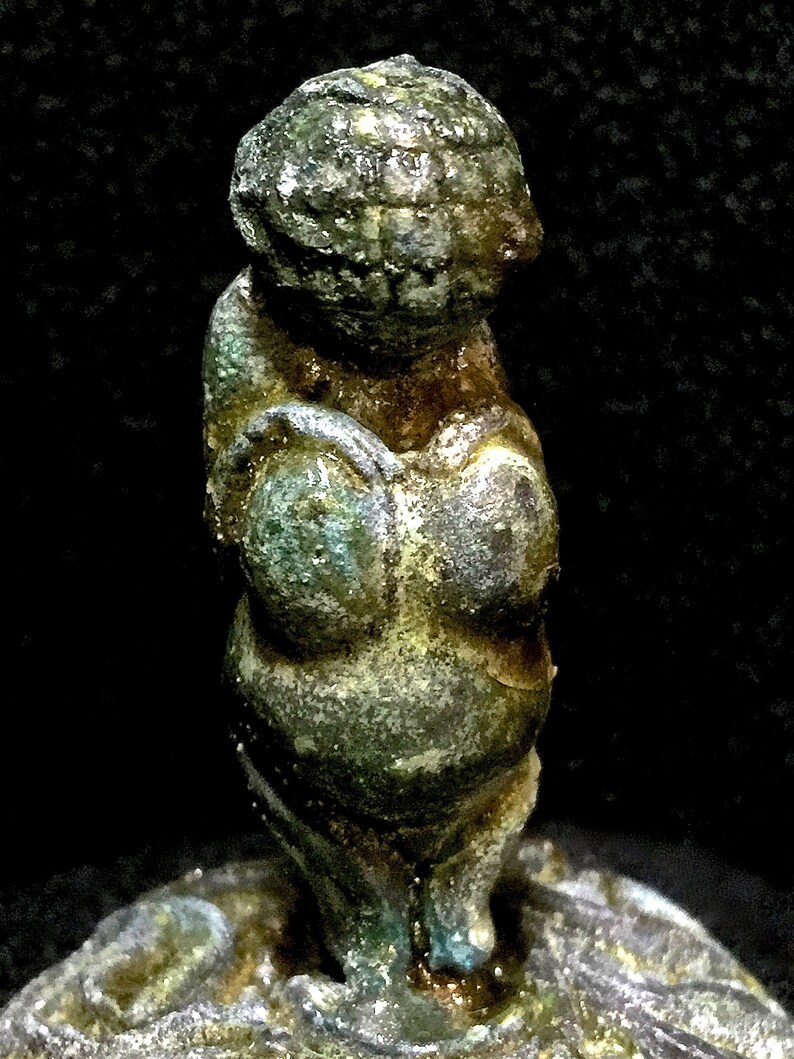 Venus of Willendorf Paleolithic Primitive Mother Etsy