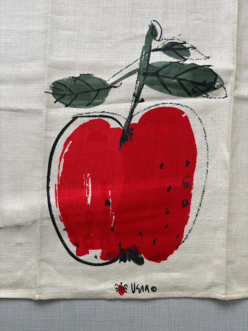 Vintage Vera Neumann Hand Towel circa the 70's (PRICED PER TOWEL) image 2