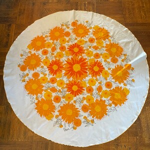 70s’vintage Vera Neumann テーブルクロスCinnabar Vintage Vera Neumann Tablecloth Circa the 70's - Etsy