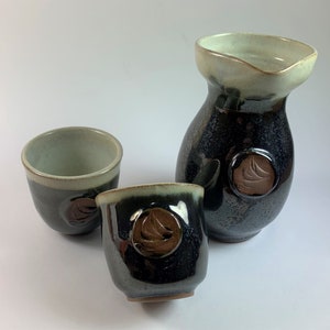 Jug with two cups for Sake