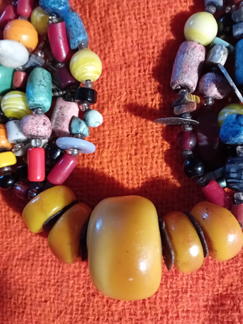 collier ancien marocain/perles de verre/ambre africain/copal image 3