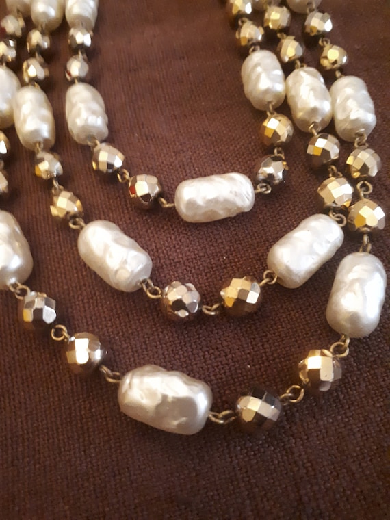 3-row vintage 50s necklace in 50s and 60s TBE