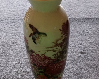 Shibata Japanese porcelain floral vase 6.5" tall Chrysanthemum & Quail hand painted EUC