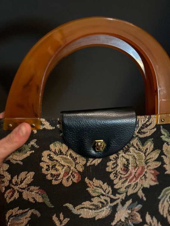1960s/1970s Handbag Tapestry Fabric & Lucite / un… - image 4