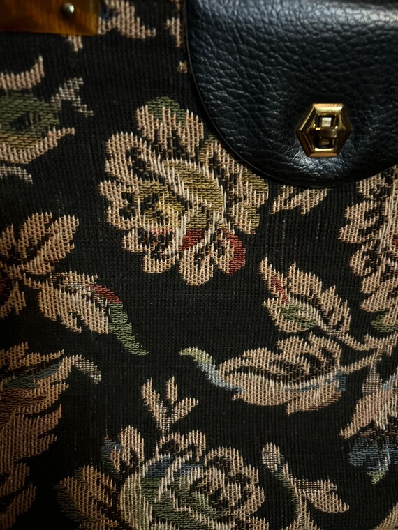 1960s/1970s Handbag Tapestry Fabric & Lucite / un… - image 6