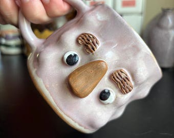 Handgemaakte keramische koffie-/theemok met gezichtje (414 ml)