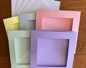 5 x gevouwen kaarten met vierkant diafragma - pastelkleuren - kaart 3 vouwen - kruissteek - 5,5" - 140 x 140 mm - 3,75" vierkant diafragma - PYO-kleuren