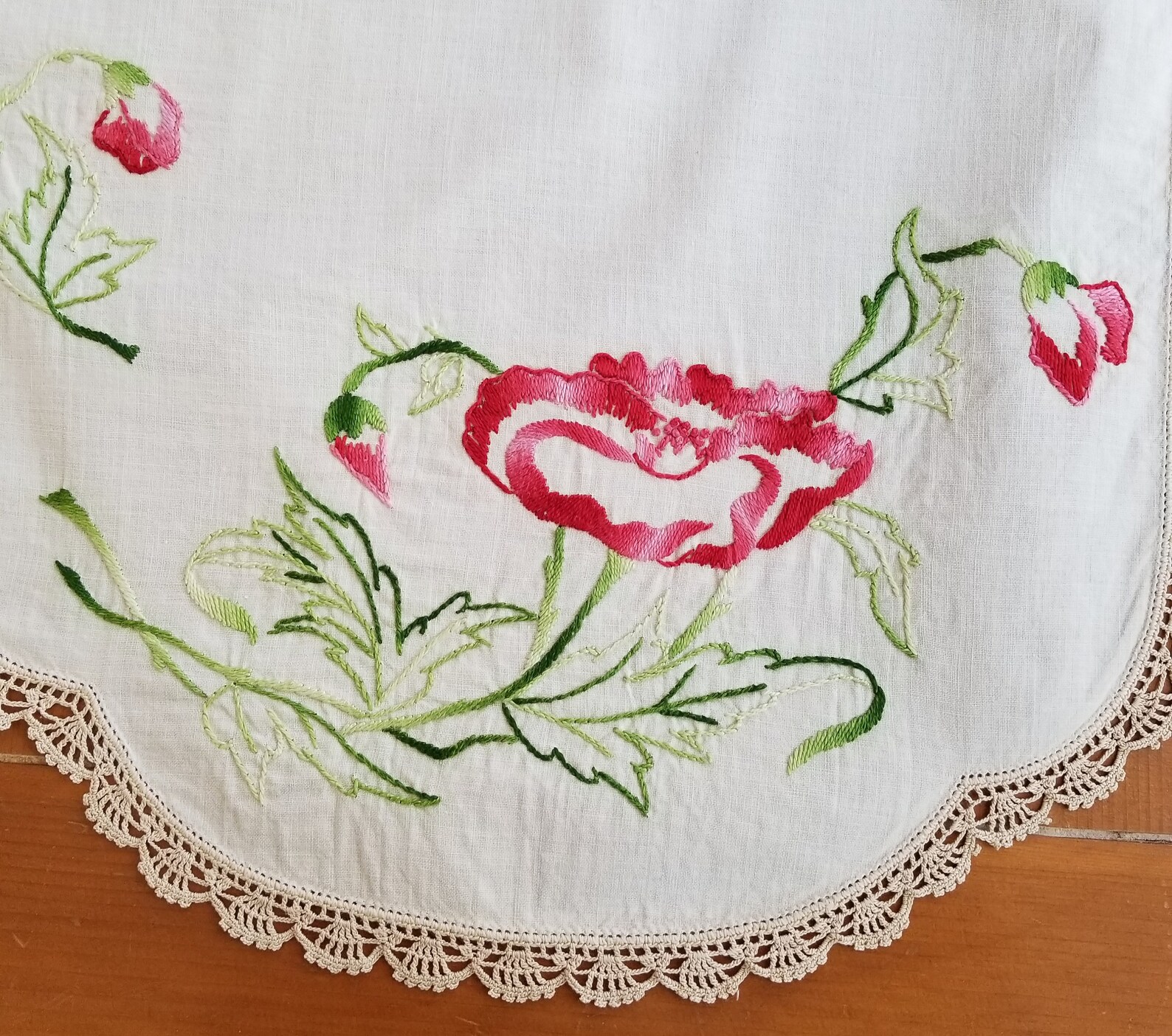 Vintage Ivory Linen Embroidered Rose Table Runner, Flower Embroidered