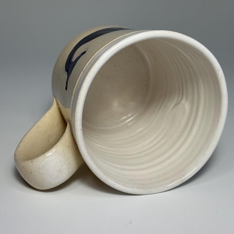 Taza de ballena, taza hecha a mano, taza náutica, taza de café, taza de cerámica, linda ballena imagen 6