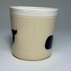 Taza de ballena, taza hecha a mano, taza náutica, taza de café, taza de cerámica, linda ballena imagen 2
