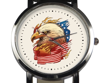 Montre-bracelet bald Eagle USA, choix de bracelet en cuir noir / brun.  Design unique et cool Bald Eagle. Boîtier en acier inoxydable argenté. Fait main