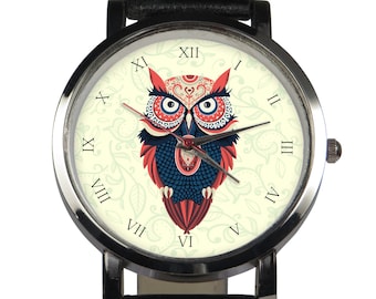 Montre Angular Wise Owl, choix de bracelet en cuir noir/marron. Sharp Owl animal design, chiffres romains. Boîtier en acier inoxydable argenté. Fait main
