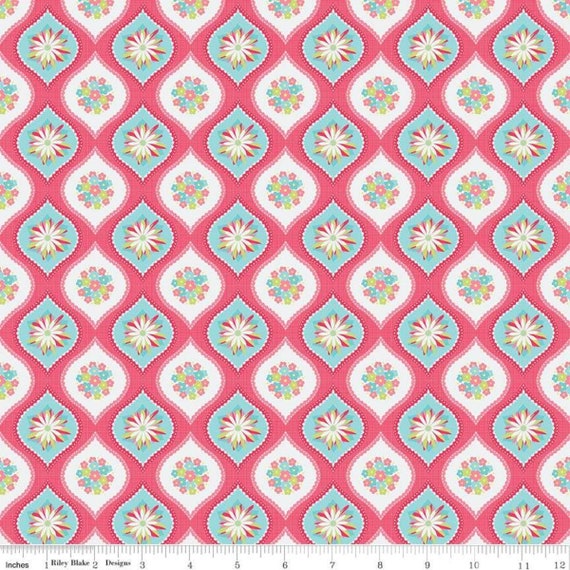 Paper Daisies Ceramic in Blue Paper Daisies Ceramic in Blue