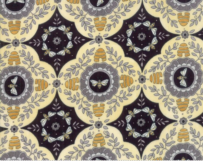 Moda "bee Joyful" A Bees World Ebony by Deb Strain 11" Pc - Etsy