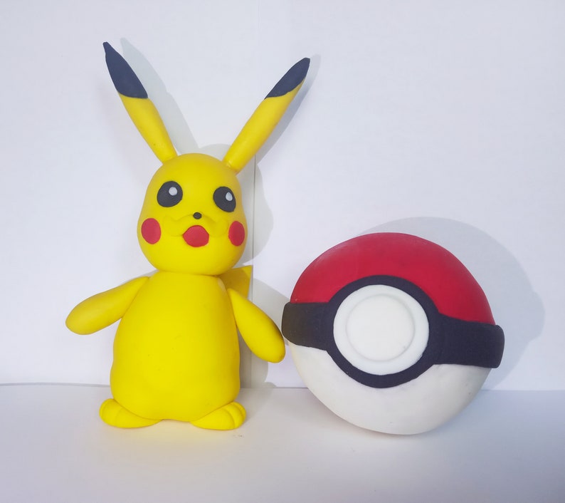 Fondant Pokémon inspired cake topper Fondant Pikachu