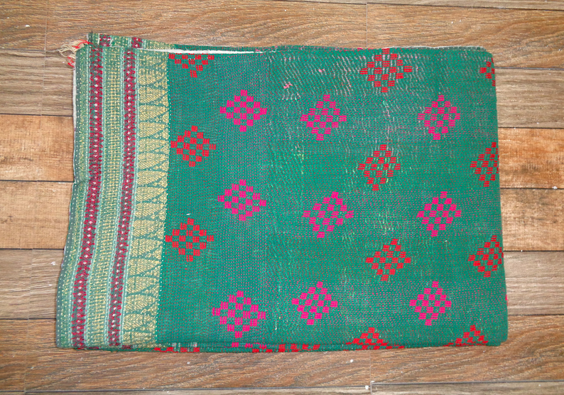 Indian Kantha Quilt Handmade Vintage Fine Kantha Quilt Reversible Blanket Twin Ralli Floral Cotton Kantha Bedcover Old Gudari Cotton Throw