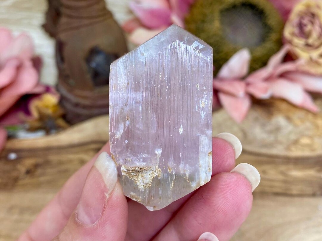 Cristallo Naturale Di Spodumene (Kunzite) Starborn - Pezzo Unico 60-100 G, Rosa, Da Collezione