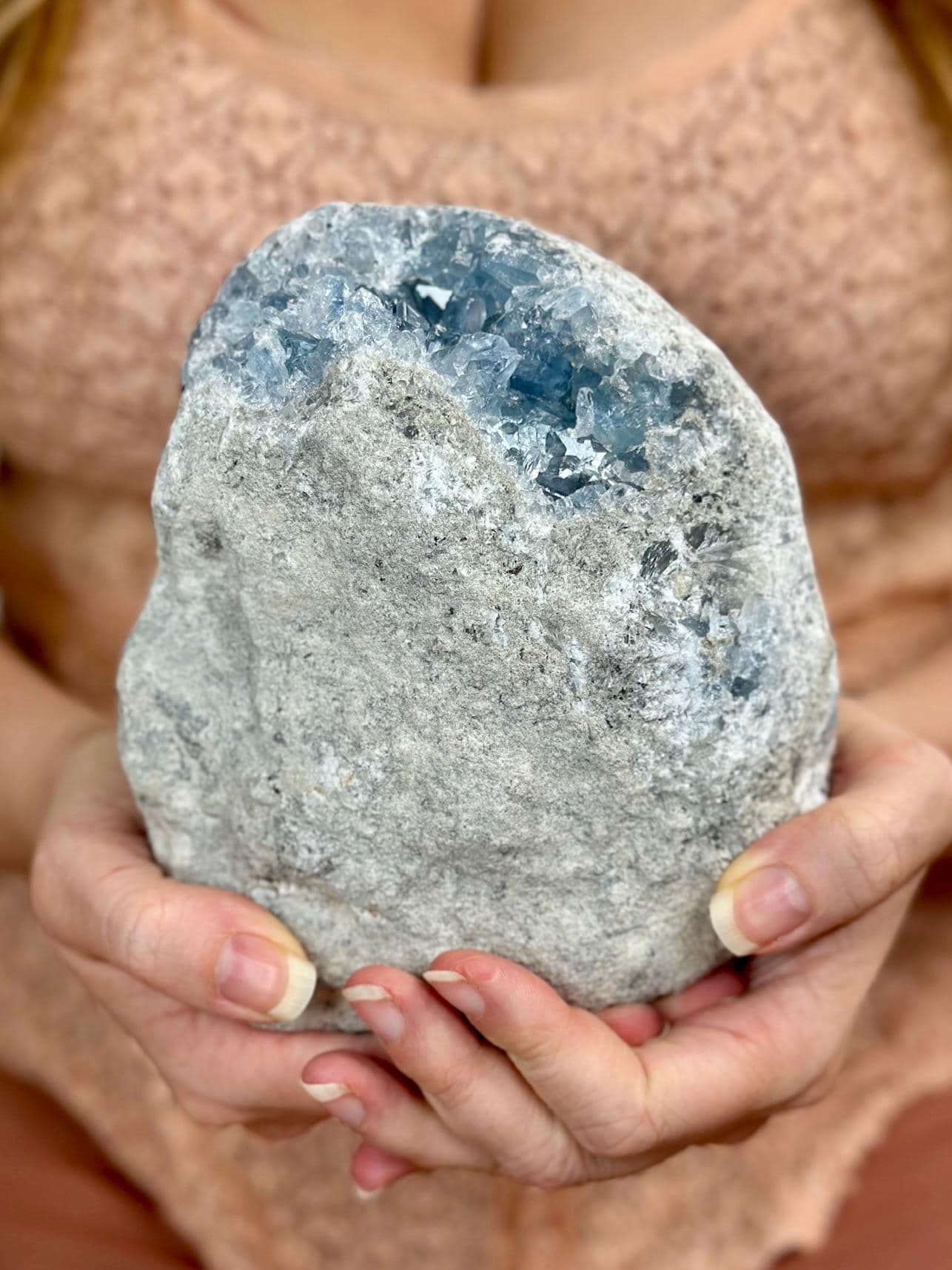 ジオード 高品質❣️特大サイズ✨ マダガスカル産　セレスタイト　ジオード セレスタイト・クラスター・ジオード Blue Cave マダガスカル産 3.2kg