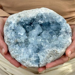Large Celestite Geode Cluster from Madagascar – Blue Crystals for Energy Healing, Meditation & Luxury Décor – Collector’s Celestine Specimen