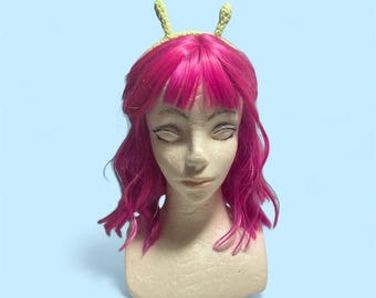 Diadema de ganchillo con antenas alienígenas - Accesorio para el cabello para fiestas de disfraces