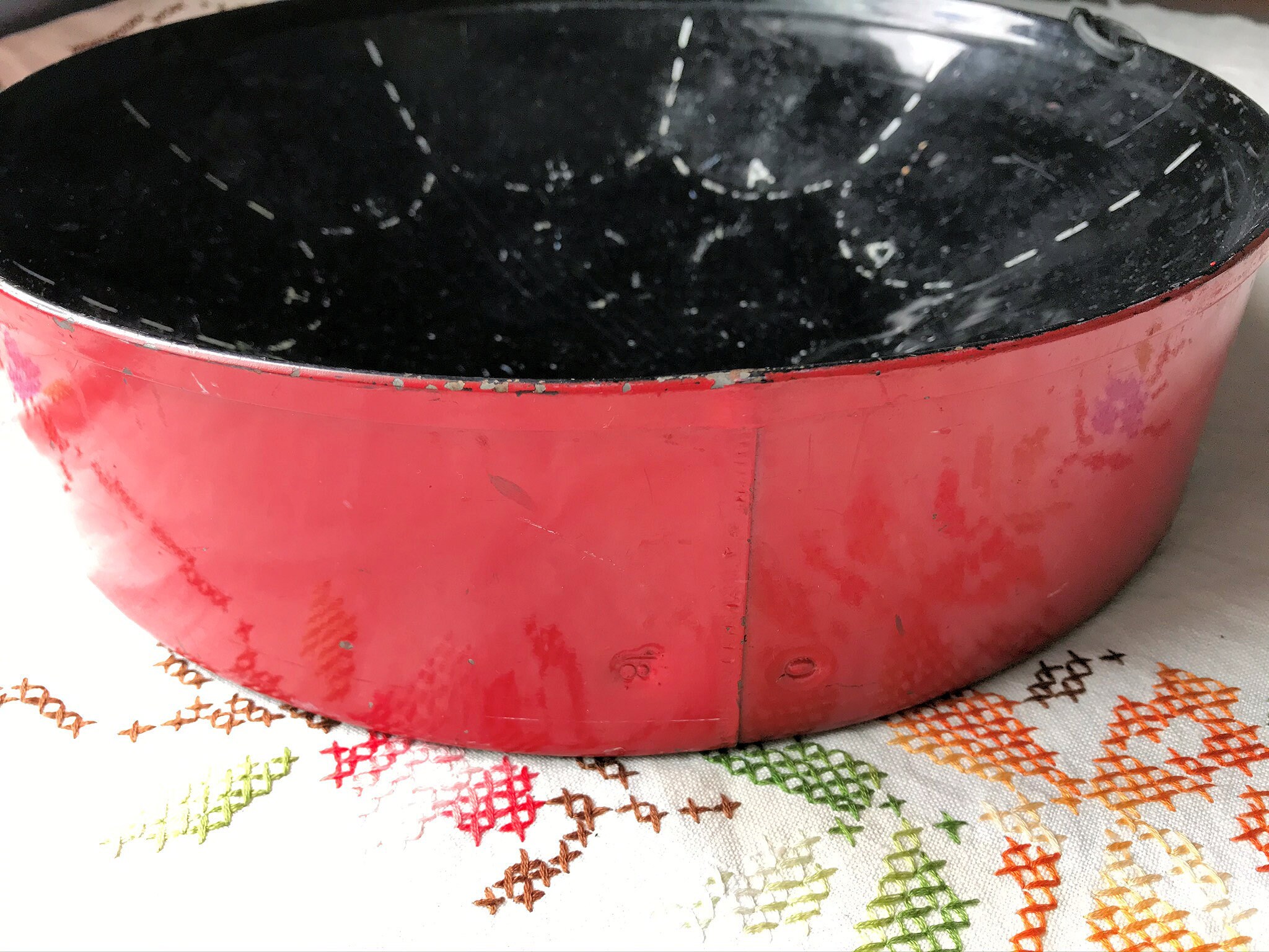 Vintage Steel Drum: Woodstock Percussion Red Black Calypso