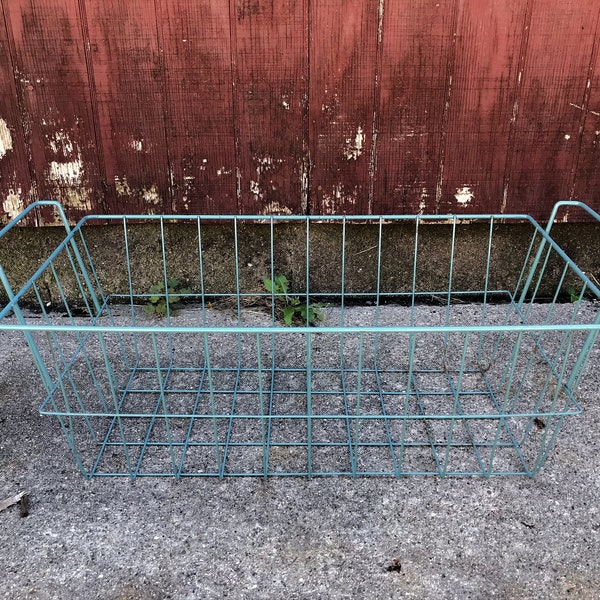 Vintage Basket : Aqua Blue Distressed Rectangle Wire Mesh Freezer Handles Decorative Storage Magazine Book Rack Organizer Store Display