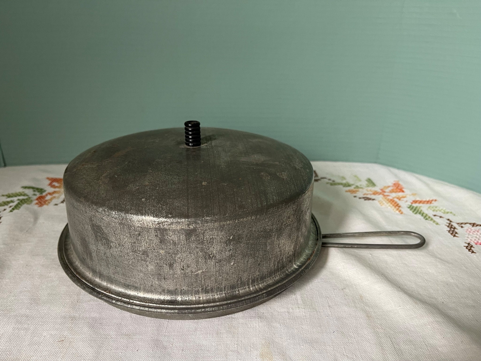 Mini Cast Iron Cookpot - Samson Historical