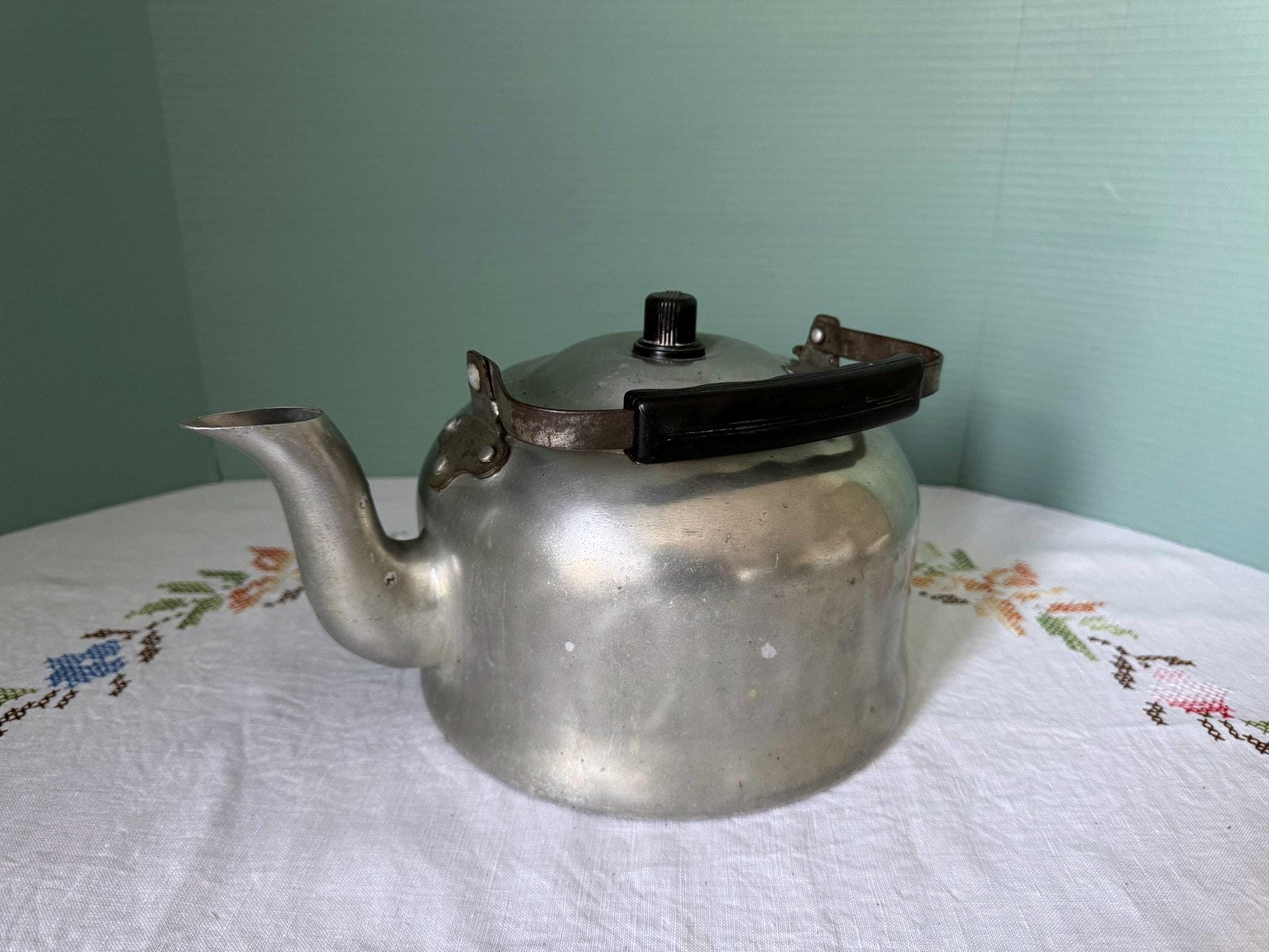 Vintage Tea Pot Mirro Art Deco Large Cast Aluminum Water Kettle