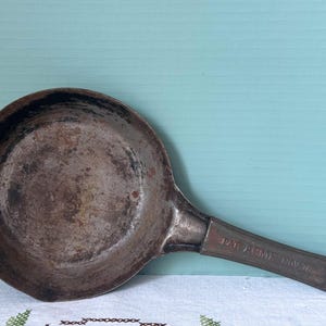 Antique Cold Handle Skillet - Etsy