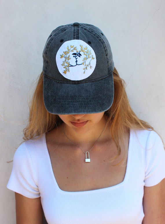 kiss baseball cap