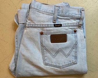 90s Vintage Light Wash Wrangler Jeans, 34x35, Made in USA