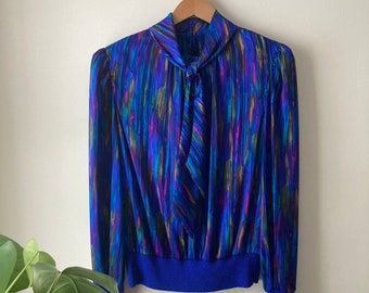 Watercolor blouse, tie neck, back zipper, semi sheer, beautiful!! mint condition!!!