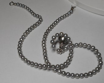Cultured Saltwater Pearl Pendant Strand Necklace 18K