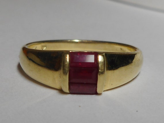 14k Ring Emerald Cut Ruby's Size 6 - image 3