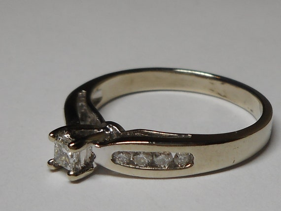 Diamond Ring 10k size 6 - image 4