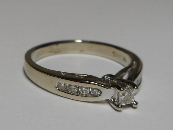 Diamond Ring 10k size 6 - image 3