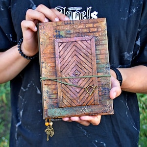 Gothic Buch der Schatten: Magisches Tür Hexen Journal, Witchy Grimoire