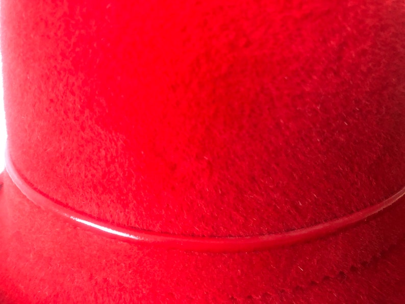 Vintage New Red Wool Felt Velor Cloche Hat 57cm-22\u20198inch