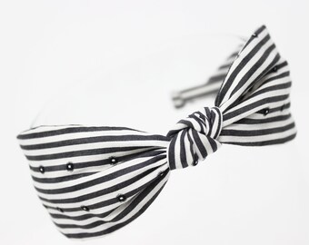 Knot headband, rigid headband, striped headband, black and white headband, ecofriendly headband by Belles des Bois