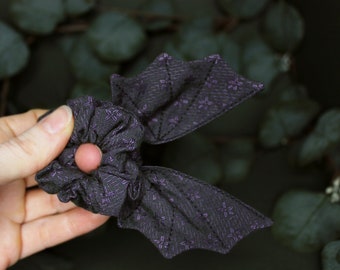 Bat wings scrunchie / Grey and purple scrunchie / Dragon scrunchie / goth scrunchie / demon wings scrunchie / dark scrunchie / Moth and Fae