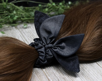 Beetle scrunchie with floral pattern / dark grey scrunchie / Scarab scrunchie / goth scrunchie / insect wings scrunchie / Moth and Fae