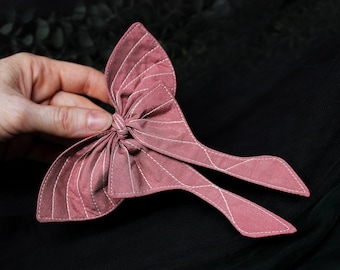 Luna Moth hair bow / Pink moth hair bow, Coral-pink butterfly hair bow, Actias luna hair bow, butterfly hair bow, hair bow barrette