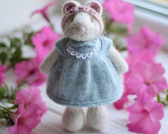 Knitted stuffed mouse dressed toy - Little mini mouse toy in dress - I temporarily DONʼT ACCEPT ORDERS for toys