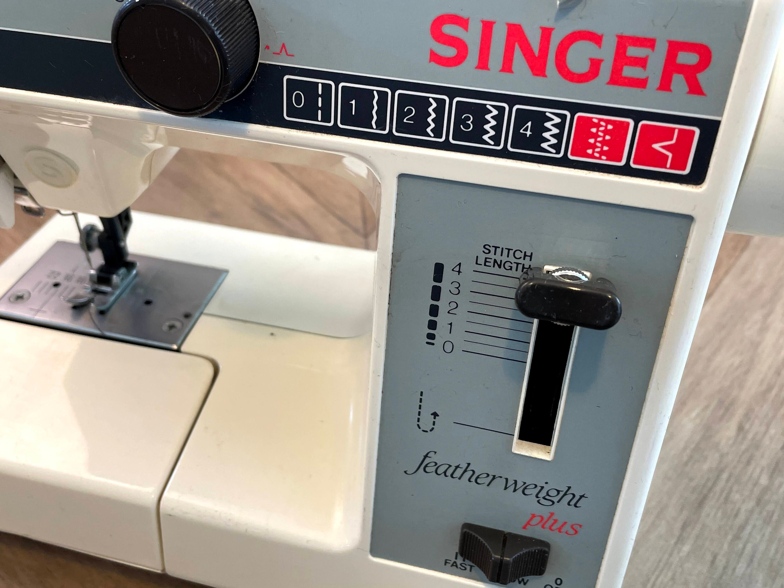 Vintage Singer 324 Portable Sewing Machine Featherweight Plus Etsy