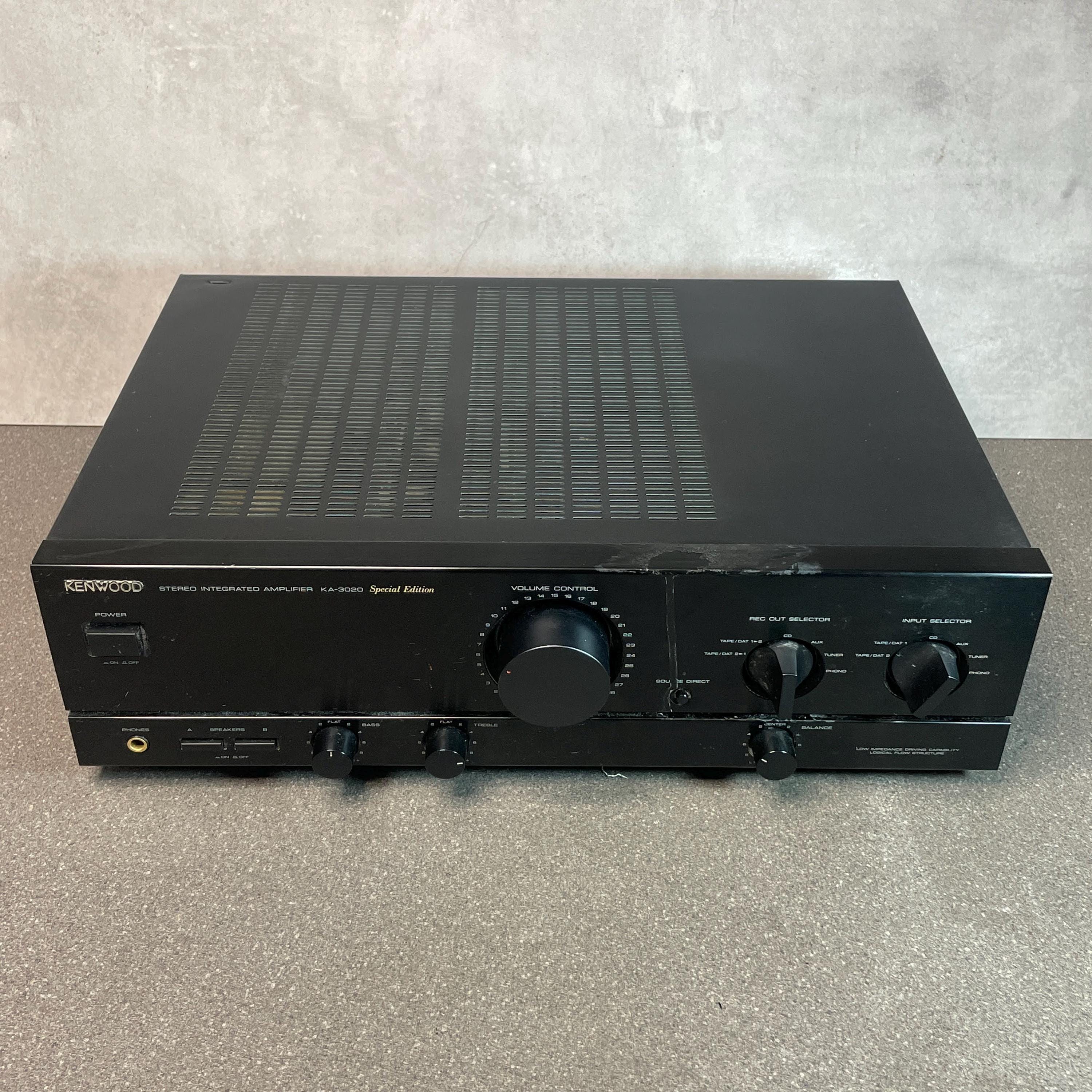 当時物　KENWOOD KA-3020 ステレオアンプ　Technics KENWOOD KA-3020 プリメインアンプ ジャンク品 - ガラクタな部屋
