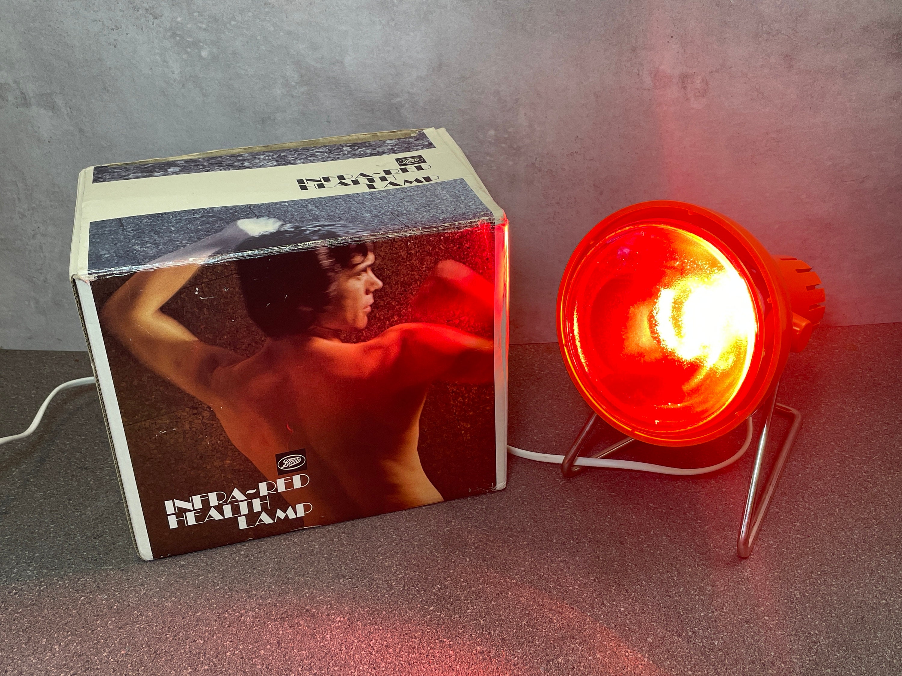 Vintage Boots Infra red Health Lamp Deep Heat Infared Retro